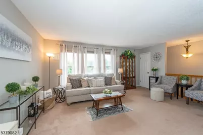 24 Heritage Ln, Hamburg, NJ 07419 - Photo 11