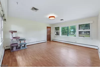 23 Glendale Dr, Freehold Township, NJ 07728 - Photo 7