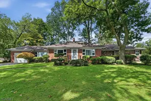 23 Glendale Dr, Freehold Township, NJ 07728 - Photo 1