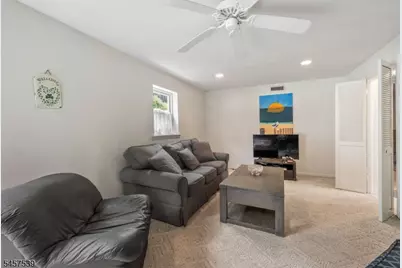 69 Forest Dr, Pequannock Township, NJ 07444 - Photo 27