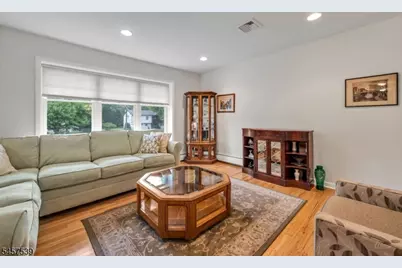 69 Forest Dr, Pequannock Township, NJ 07444 - Photo 5