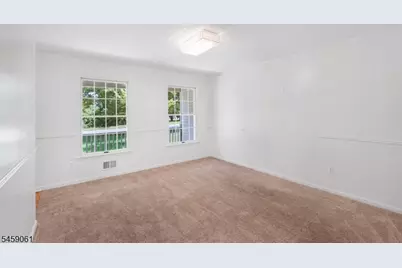 61 Rock Rd, Washington Township, NJ 07853 - Photo 19