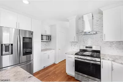 61 Rock Rd, Washington Township, NJ 07853 - Photo 7