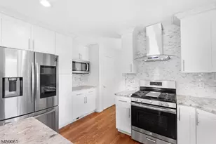 61 Rock Rd, Washington Township, NJ 07853 - Photo 7