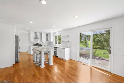 61 Rock Rd, Washington Township, NJ 07853 - Photo 11