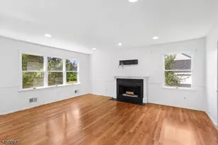 61 Rock Rd, Washington Township, NJ 07853 - Photo 13