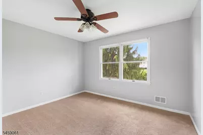 61 Rock Rd, Washington Township, NJ 07853 - Photo 33