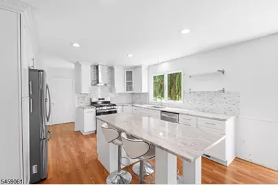 61 Rock Rd, Washington Township, NJ 07853 - Photo 5