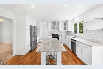 61 Rock Rd, Washington Township, NJ 07853 - Photo 9