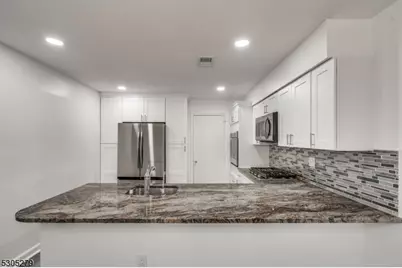 130 Winchester Way, Franklin Township, NJ 08873 - Photo 21