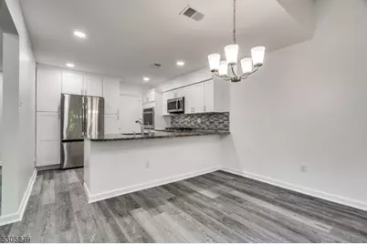 130 Winchester Way, Franklin Township, NJ 08873 - Photo 15