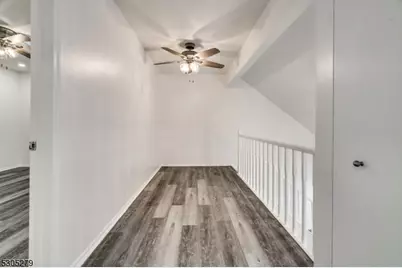 130 Winchester Way, Franklin Township, NJ 08873 - Photo 35