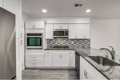 130 Winchester Way, Franklin Township, NJ 08873 - Photo 19
