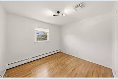 2037 Tampa Ter, Union Township, NJ 07083 - Photo 17