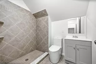 350 Arlington Ave, Jersey City, NJ 07304 - Photo 19
