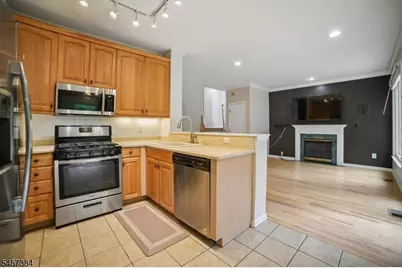 147 Arrowgate Dr, Randolph Township, NJ 07869 - Photo 13
