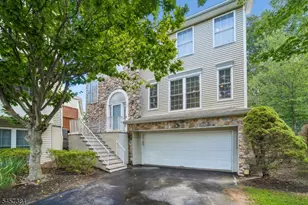147 Arrowgate Dr, Randolph Township, NJ 07869 - Photo 1