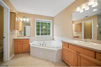 147 Arrowgate Dr, Randolph Township, NJ 07869 - Photo 23