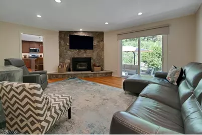 47 Long Ridge Rd, Parsippany, NJ 07869 - Photo 11