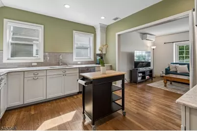 46 N Hillside Ave, Chatham, NJ 07928 - Photo 7