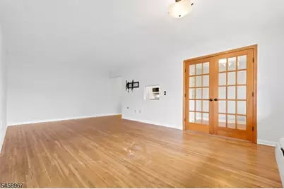605 Grove St #8, Clifton, NJ 07013 - Photo 5