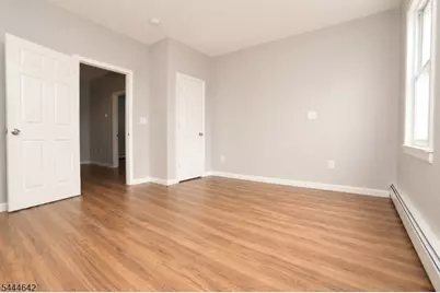 444 S 19th St, Newark, NJ 07103 - Photo 9