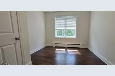 25 Essex Rd, Wantage, NJ 07461 - Photo 9