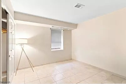 272 Walnut St #5D, Newark, NJ 07105 - Photo 9