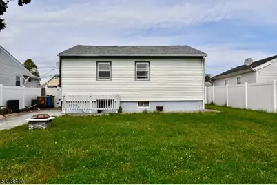 831 Smith St, Linden, NJ 07036 - Photo 3