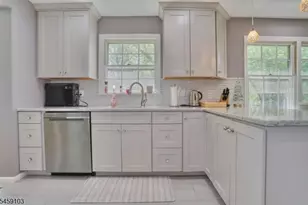 93 Summit Ct, Westfield, NJ 07090 - Photo 7