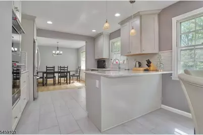 93 Summit Ct, Westfield, NJ 07090 - Photo 9