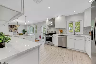 9 Edgewood Ave, West Orange Township, NJ 07052 - Photo 17