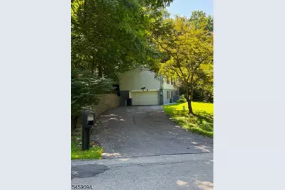52 Scenic Dr, Vernon Twp., NJ 07419 - Photo 3