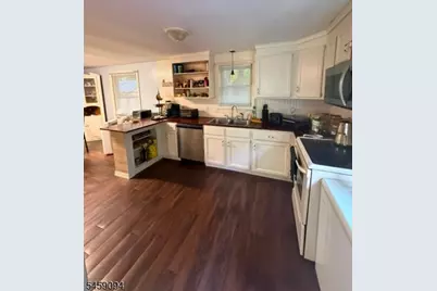 52 Scenic Dr, Vernon Twp., NJ 07419 - Photo 11