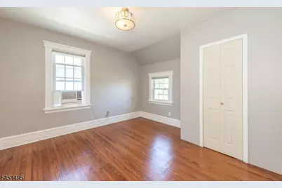 35 Benson St, Bloomfield, NJ 07003 - Photo 17
