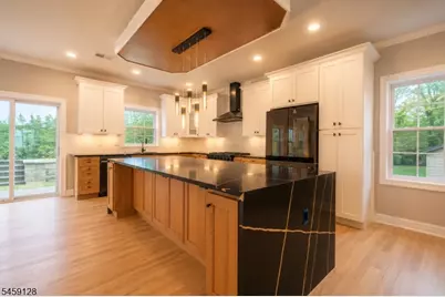 15 Edison St, Clifton, NJ 07013 - Photo 5