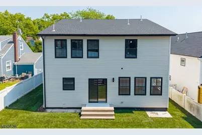 15 Edison St, Clifton, NJ 07013 - Photo 3