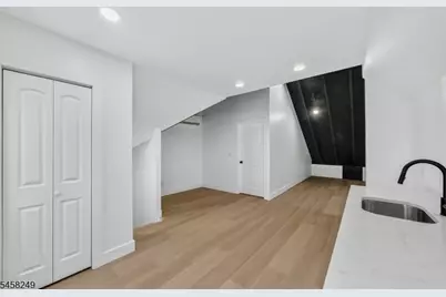 171 Edmund Ave, Paterson, NJ 07502 - Photo 23