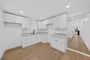 171 Edmund Ave, Paterson, NJ 07502 - Photo 17