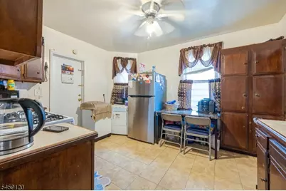 384 Getty Ave, Paterson, NJ 07503 - Photo 7