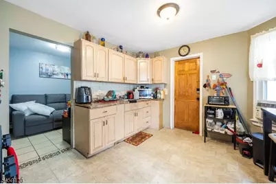 384 Getty Ave, Paterson, NJ 07503 - Photo 17