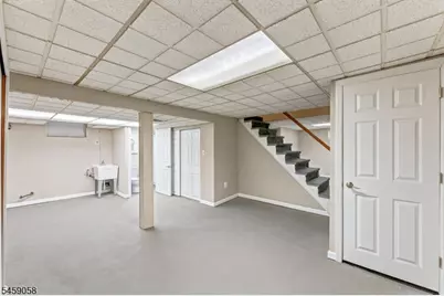 895 Apgar Ter, Rahway, NJ 07065 - Photo 19