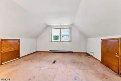 895 Apgar Ter, Rahway, NJ 07065 - Photo 17