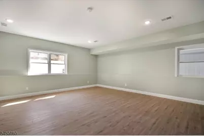 192 Amherst St, East Orange, NJ 07018 - Photo 27