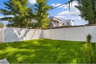 192 Amherst St, East Orange, NJ 07018 - Photo 29