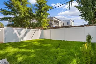 192 Amherst St, East Orange, NJ 07018 - Photo 29