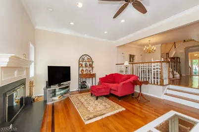 39 Chelsea Ct, Madison, NJ 07940 - Photo 9