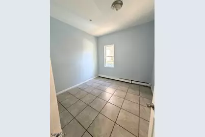 410-412 1st Ave #1, Elizabeth, NJ 07206 - Photo 3