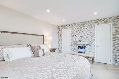 825 Riverside Ave #B202, Lyndhurst Township, NJ 07071 - Photo 13