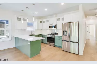 194 Amherst St, East Orange, NJ 07018 - Photo 19